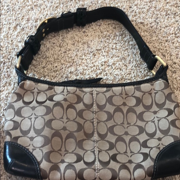 Coach Handbags - Coach shoulder bag